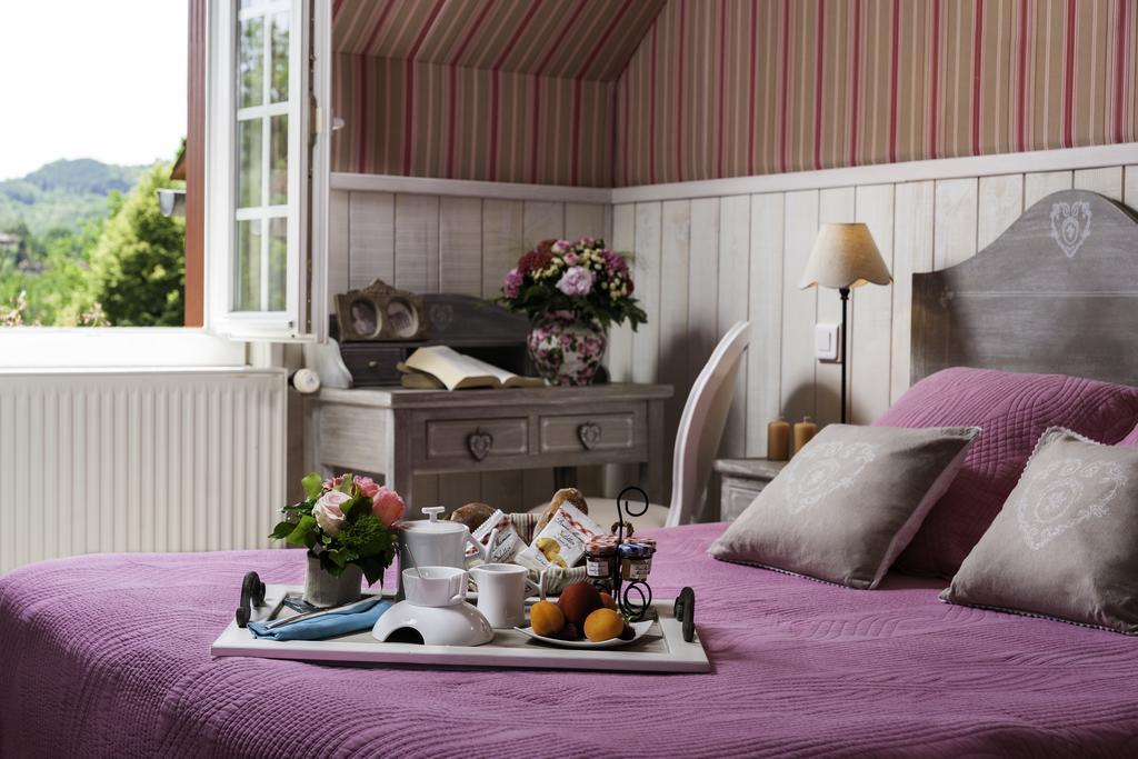 Hostellerie Belle Rive Gagnac-sur-Cere Habitación foto